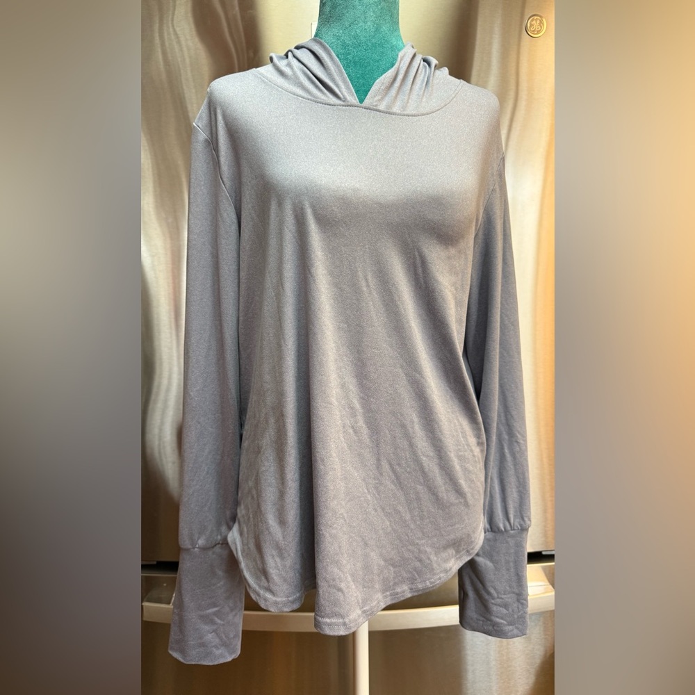 Women's Hooded Gray Workout Top with Tumbholes